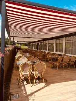Terrasse - Le clos de St Cyr (1)