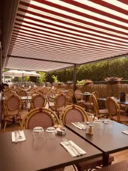 Terrasse - Le clos de St Cyr (2)
